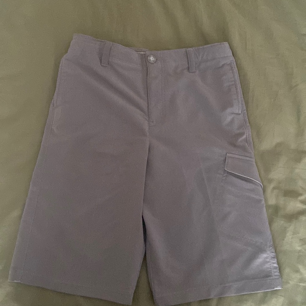 Underarmour cargo shorts